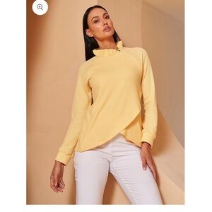 Chic Yellow Ruffled Women's Sweatshirt